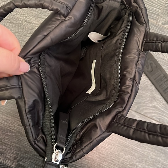 Black puffer tote small - Picture 2 of 2